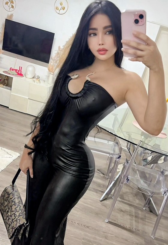 Key, escort Barcelona