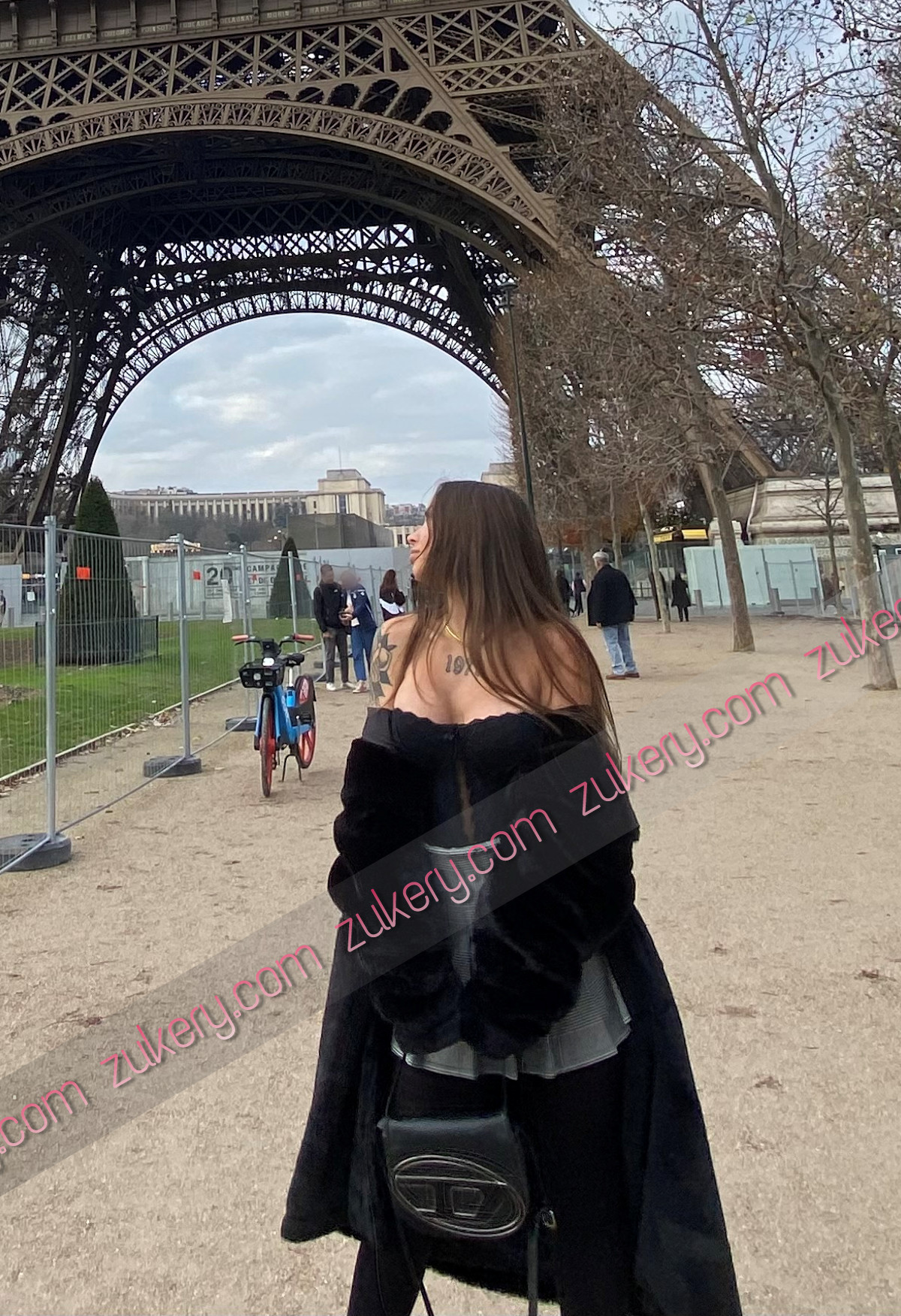 Joven y dulce bailarina