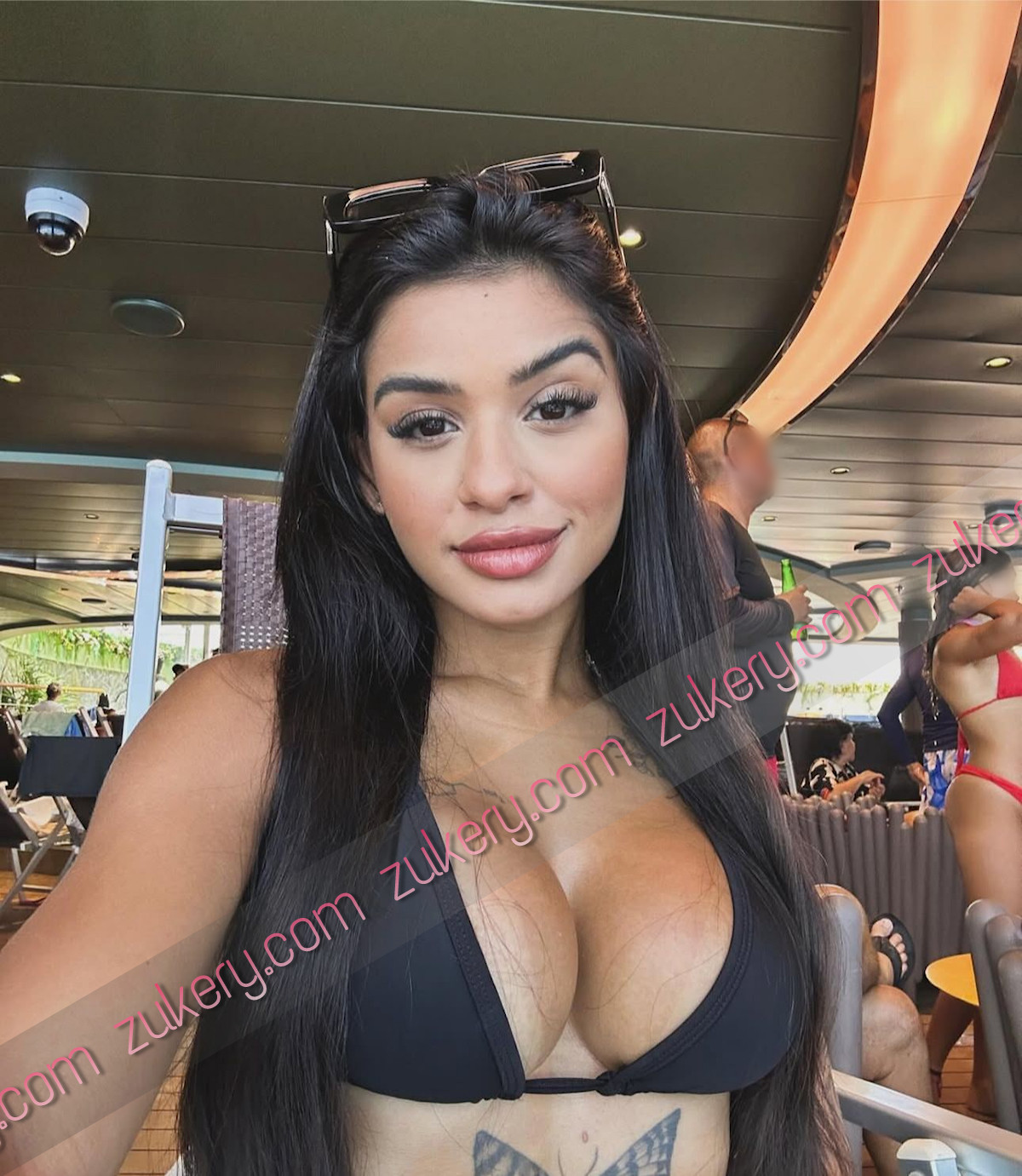SELENA VALLIANT